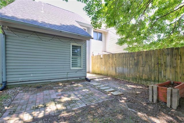 4996 Rugby RD, Virginia Beach, VA 23464