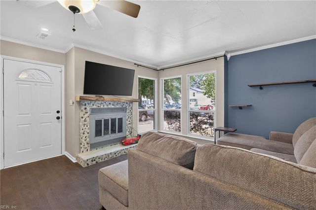 4996 Rugby RD, Virginia Beach, VA 23464