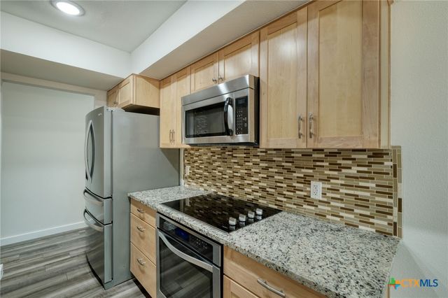 1702 Wagon Gap Drive, Round Rock, TX 78681