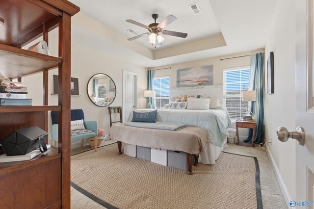 122 Coach Glen Drive, Owens Cross Roads, AL 35763