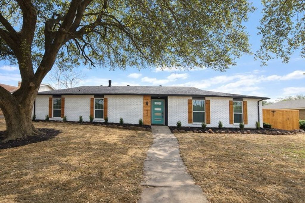 1205 Villa Downs Drive, Plano, TX 75023