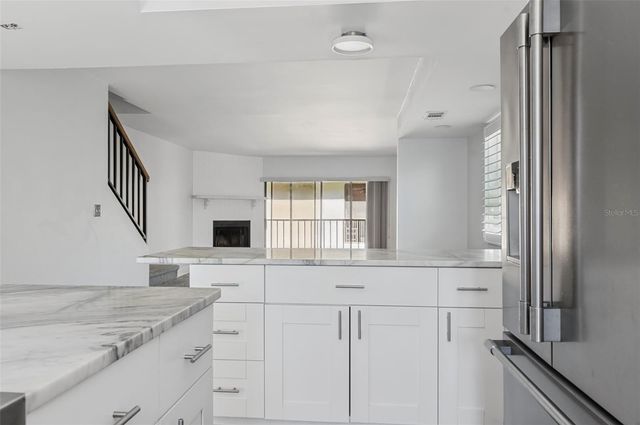 275 CAPRI CIRCLE N 105, Treasure Island, FL 33706