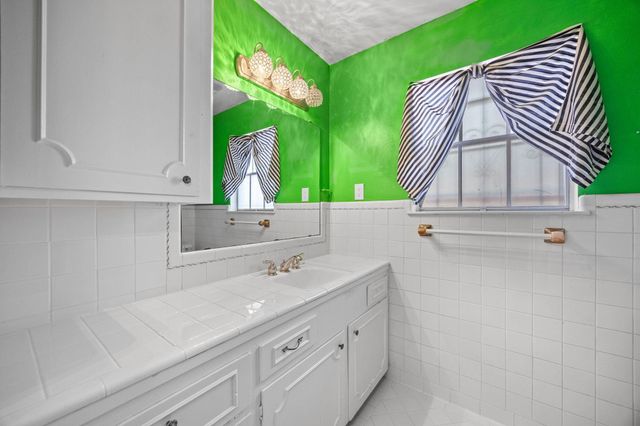 6443 Lawndale Street, Houston, TX 77023