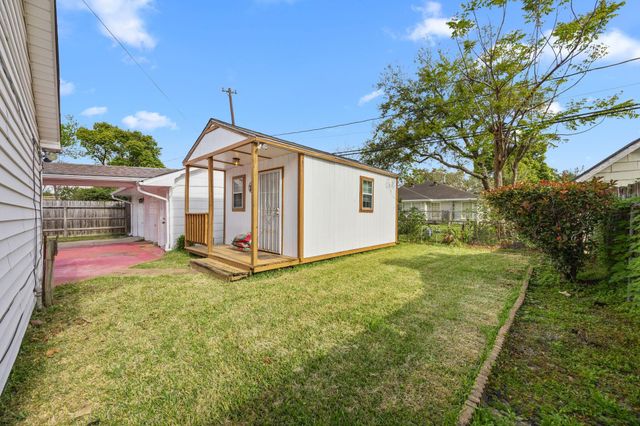 6443 Lawndale Street, Houston, TX 77023