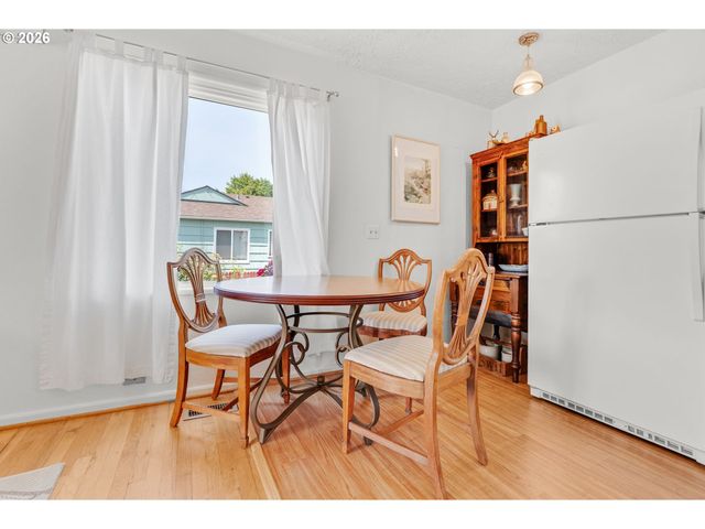 12325 Ne OREGON St, Portland, OR 97230
