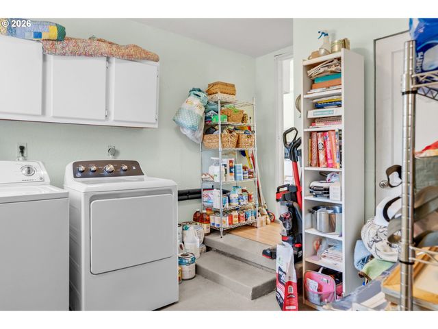 12325 Ne OREGON St, Portland, OR 97230