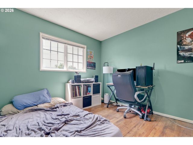 12325 Ne OREGON St, Portland, OR 97230