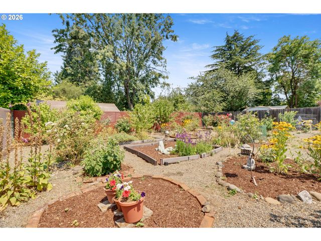 12325 Ne OREGON St, Portland, OR 97230