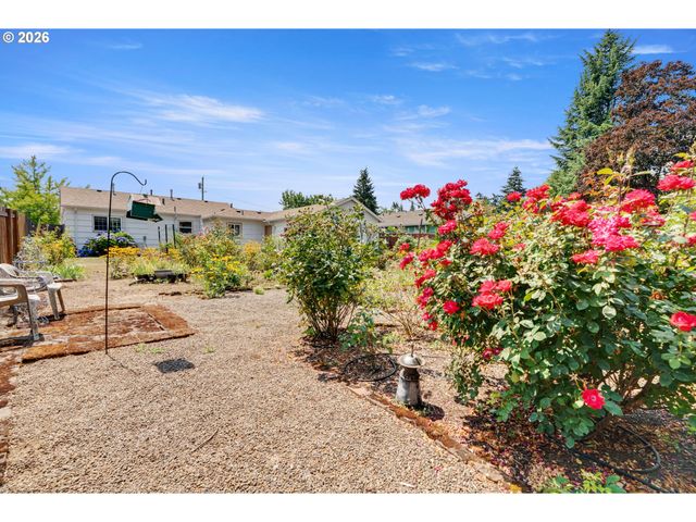 12325 Ne OREGON St, Portland, OR 97230