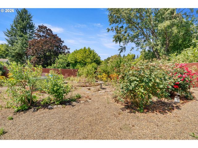 12325 Ne OREGON St, Portland, OR 97230