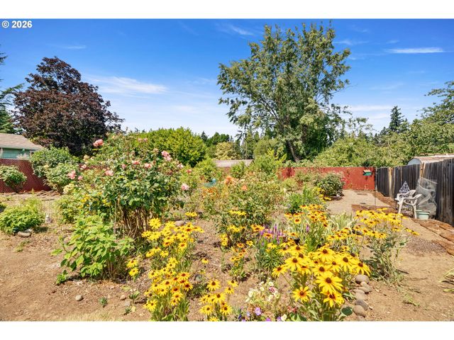12325 Ne OREGON St, Portland, OR 97230