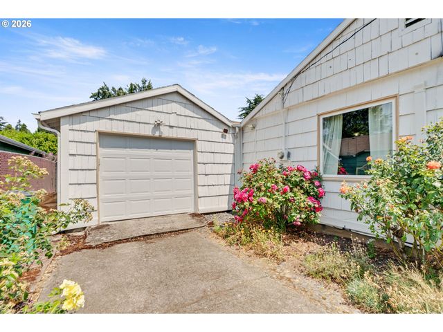 12325 Ne OREGON St, Portland, OR 97230
