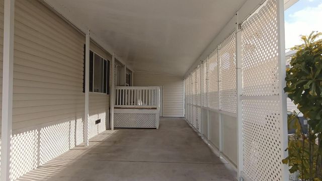 8204 South Street, Boca Raton, FL 33433