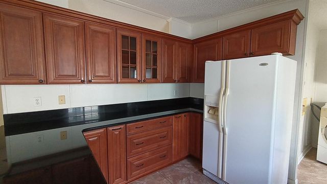 8204 South Street, Boca Raton, FL 33433