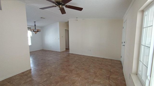 8204 South Street, Boca Raton, FL 33433