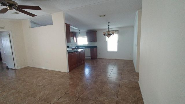 8204 South Street, Boca Raton, FL 33433