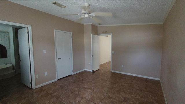 8204 South Street, Boca Raton, FL 33433