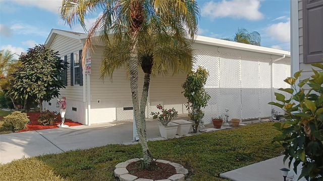 8204 South Street, Boca Raton, FL 33433