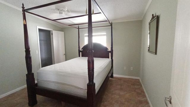 8204 South Street, Boca Raton, FL 33433