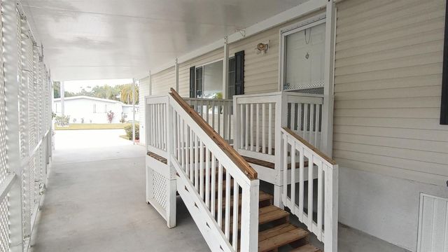 8204 South Street, Boca Raton, FL 33433