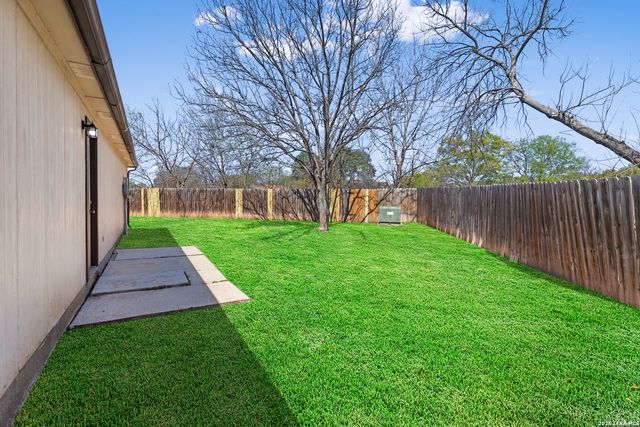 9575 CELINE DR, San Antonio, TX 78250