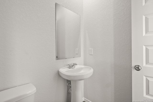 4951 Blue Ranch, San Antonio, TX 78222