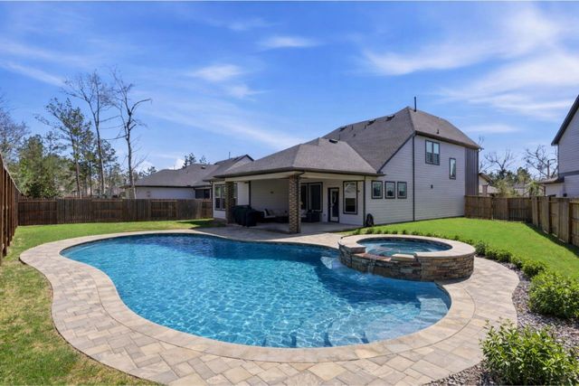 401 N Pilazzo Street, Montgomery, TX 77316