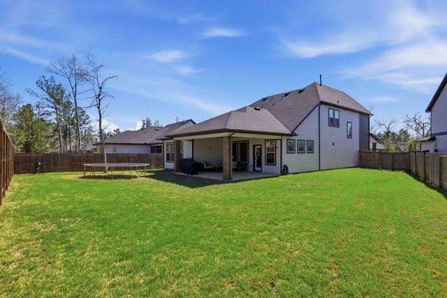 401 N Pilazzo Street, Montgomery, TX 77316