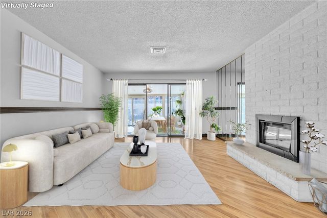 2457 Swan Lane, Las Vegas, NV 89121