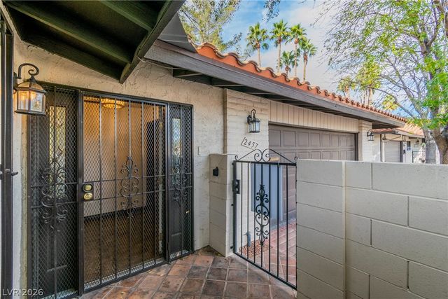2457 Swan Lane, Las Vegas, NV 89121