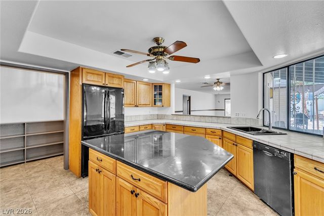 2457 Swan Lane, Las Vegas, NV 89121