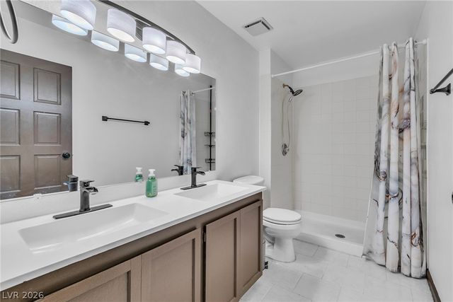 2457 Swan Lane, Las Vegas, NV 89121