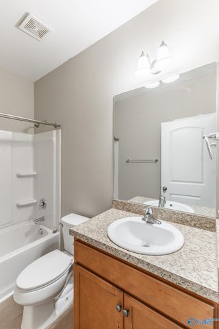 13767 Glendorch Lane, Athens, AL 35613