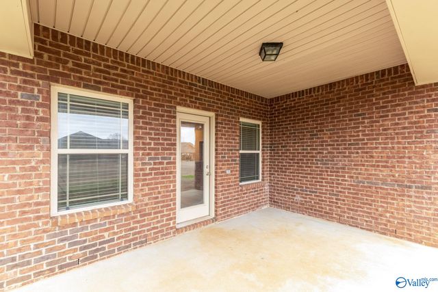 13767 Glendorch Lane, Athens, AL 35613