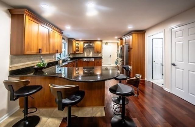 25 Morningside Dr, Haverhill, MA 01832