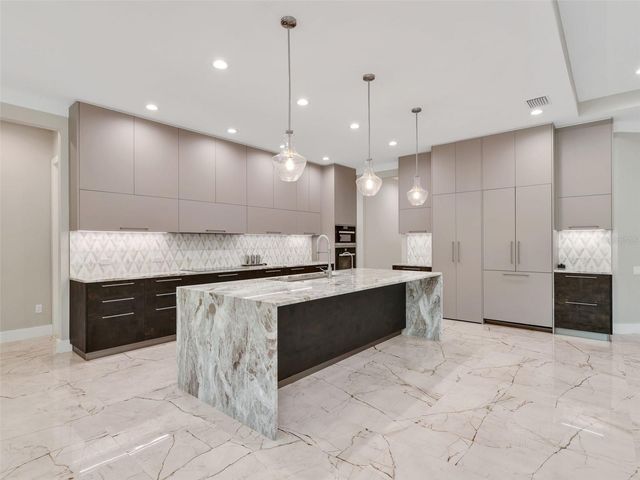 28976 SMUGGLERS LANE, Punta Gorda, FL 33982