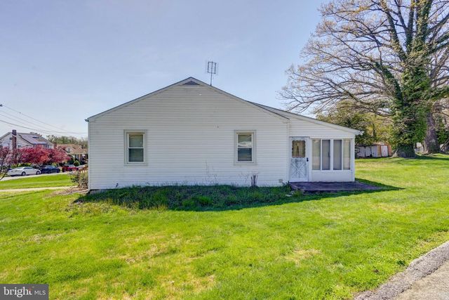 5630 OAKLAND RD, Baltimore, MD 21227