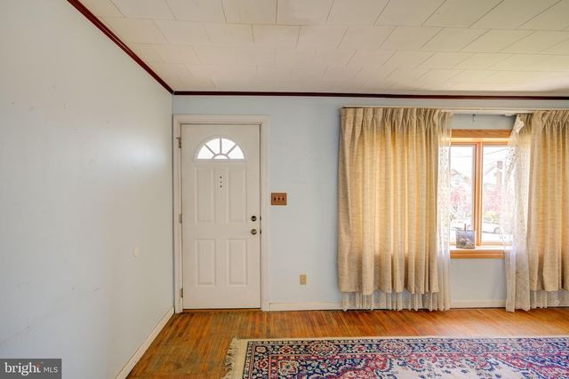 5630 OAKLAND RD, Baltimore, MD 21227