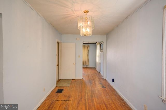 5630 OAKLAND RD, Baltimore, MD 21227