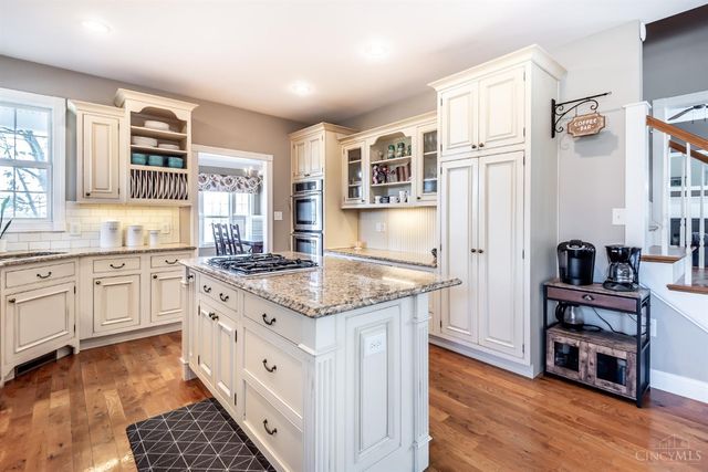 27 Hickory Meadows Lane, Turtle Creek Twp, OH 45036