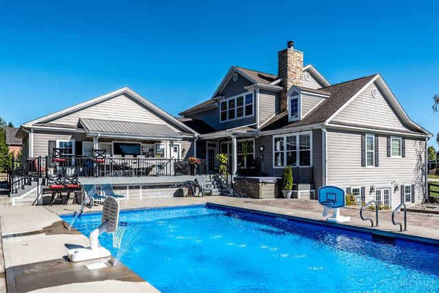27 Hickory Meadows Lane, Turtle Creek Twp, OH 45036