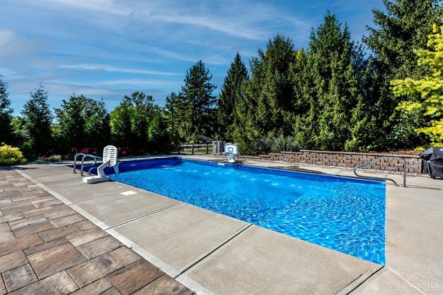 27 Hickory Meadows Lane, Turtle Creek Twp, OH 45036