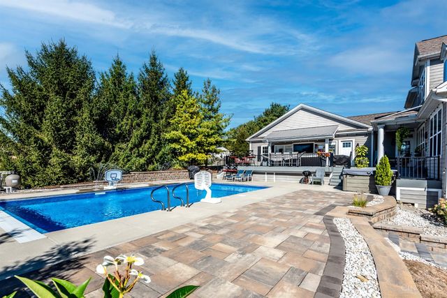 27 Hickory Meadows Lane, Turtle Creek Twp, OH 45036