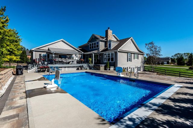 27 Hickory Meadows Lane, Turtle Creek Twp, OH 45036