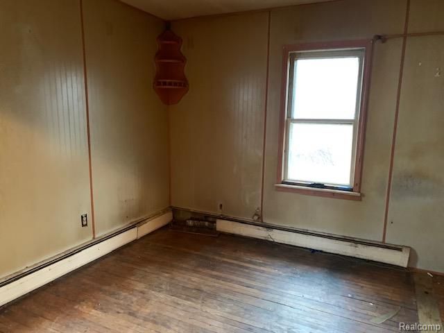 35321 Hazelwood Street, Westland, MI 48186