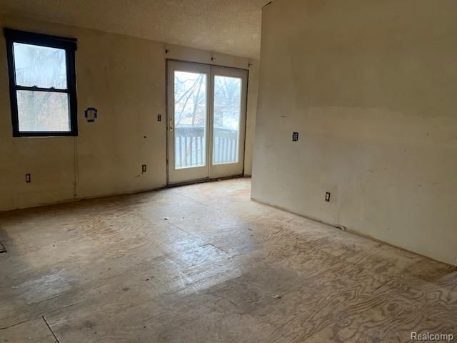 35321 Hazelwood Street, Westland, MI 48186