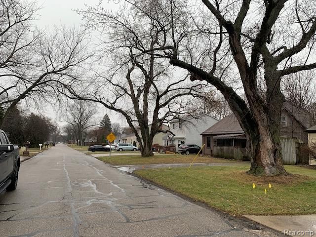 35321 Hazelwood Street, Westland, MI 48186