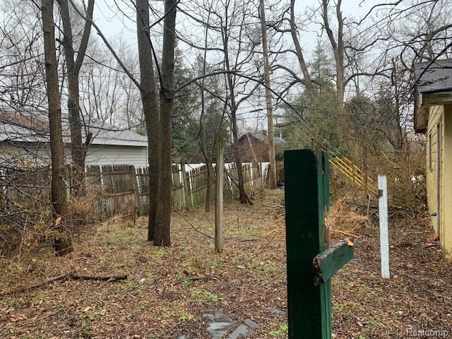 35321 Hazelwood Street, Westland, MI 48186