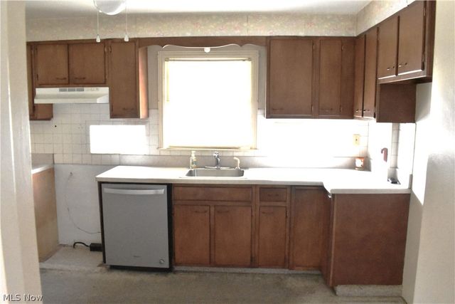 231 Trumbull Avenue NE, Warren, OH 44483