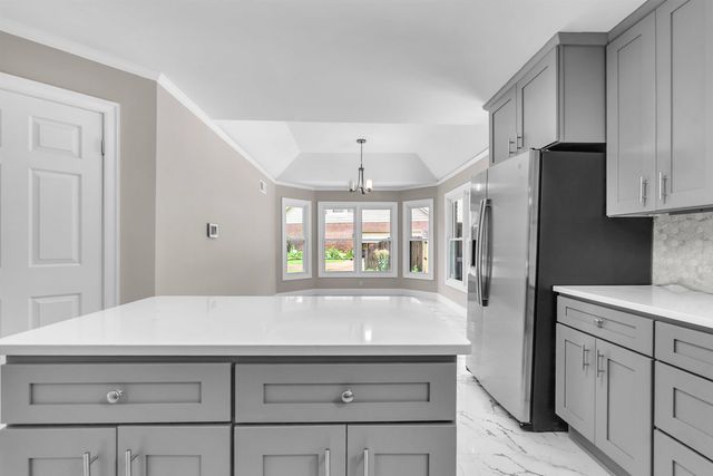 8756 RIVERWOOD FARMS PKY, Memphis, TN 38016